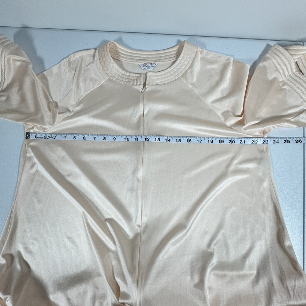 Vintage Vanity Fair Peach Nylon Zip Front House Coat Robe Lounge Dress Size L - Picture 8 of 13
